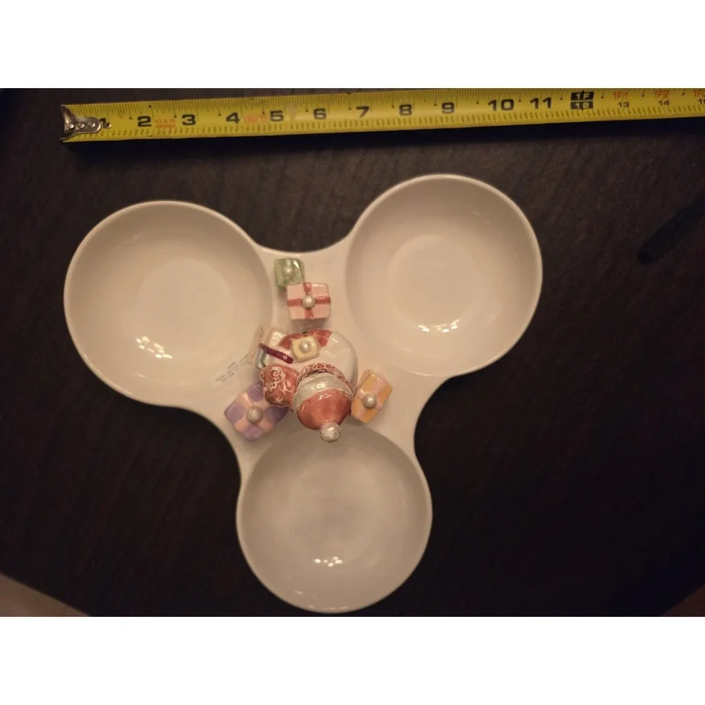 2003 Avon‎ Snowlady Ceramic Tray Candy Nuts Jewelry President's Club #2 Series